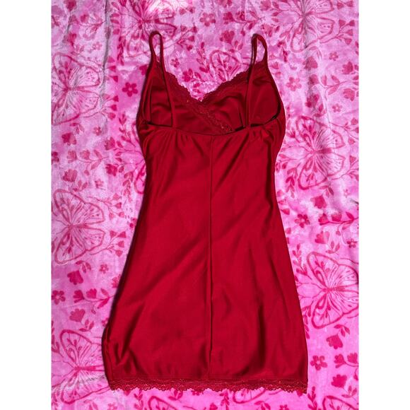 Windsor Red Bodycon Mini Dress with Lace Trim – Size Large - Picture 2 of 3